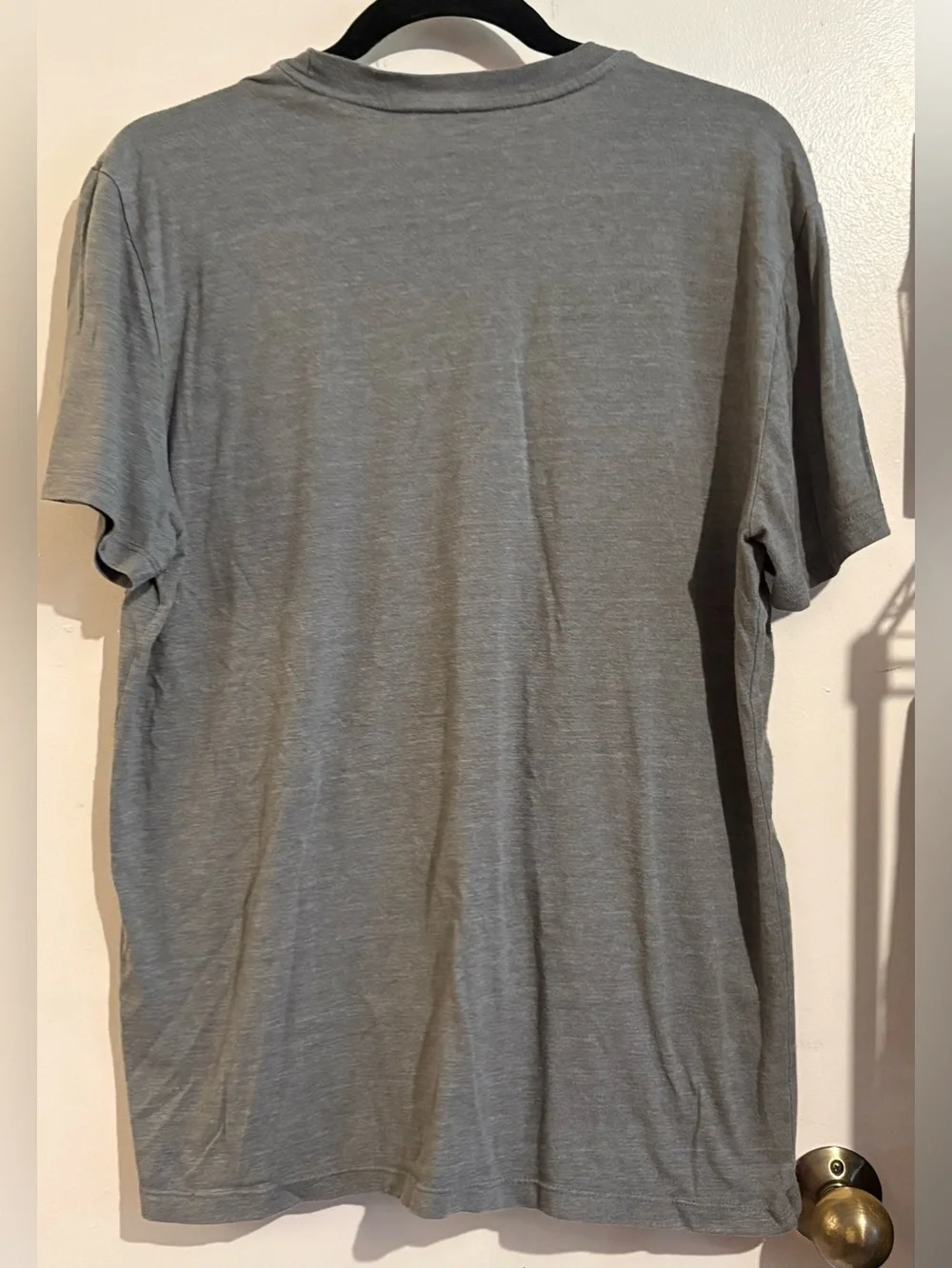 The North Face Men’s Tri-Blend t-shirt in gray size large box logo men’s tee
